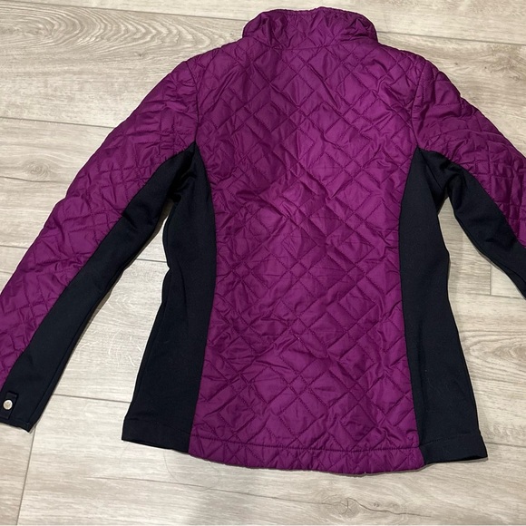 The North Face Magenta and Black Quilted Jacket - Picture 3 of 4